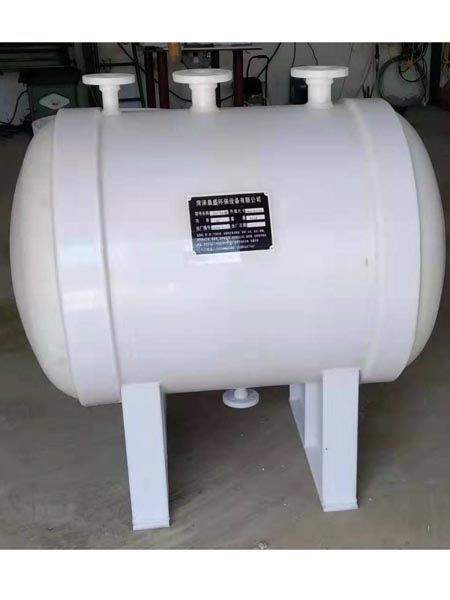 聚丙烯儲罐(臥式)